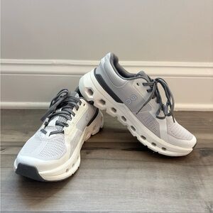 On Cloudrunner 2 - Frost/white - women’s size 7